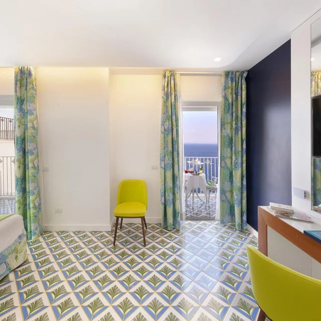غرفة بريميوم بسرير مزدوج أو سريرين منفصلين بإطلالة جزئية على البحر، Grand Hotel Riviera 8/8