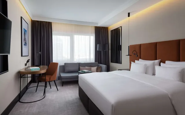 Executive, King Bed, Lounge Access, Radisson Collection Hotel Warsaw 1/3