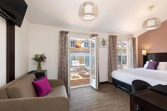 جناح جونيور بسرير مزدوج أو سريرين منفصلين، Hotel Florence Nice 1/1