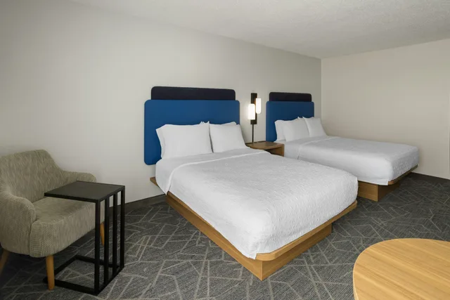 غرفة بسريرين كوين، Hampton Inn Staunton 3/9