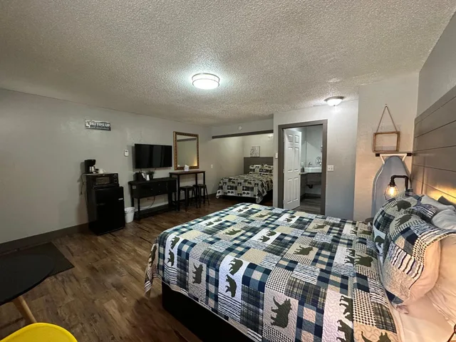 غرفة قياسية بسريرين كوين، Lake Ridge Hotel 8/10