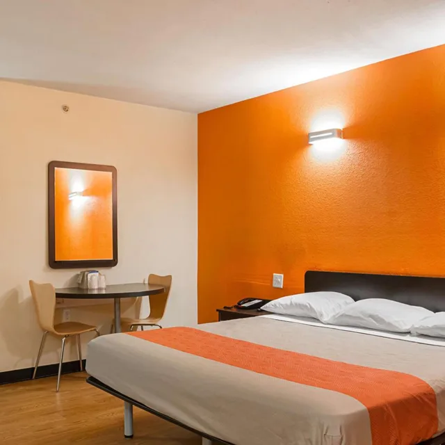 غرفة بسرير كينج، Motel6 New Orleans, LA - Near Downtown 8/10