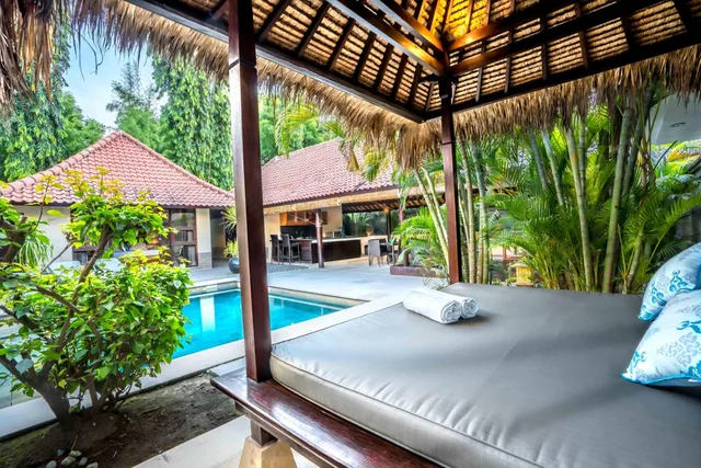فيلا بمسبح خاص، Gili Villas 7/10
