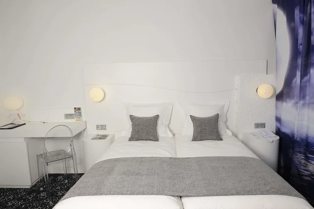 غرفة قياسية بسرير مزدوج، Kyriad Prestige Perpignan Centre del Mon 6/10