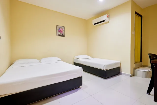 جناح ثلاثي، Hotel Inap Sri Gombak 1/4