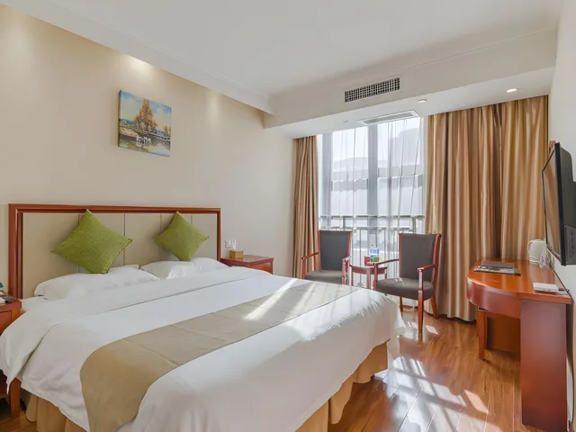 غرفة بسرير كينج، GreenTree Inn Hefei Yangtze River West Road Science Avenue Subway Station Express Hotel 1/1