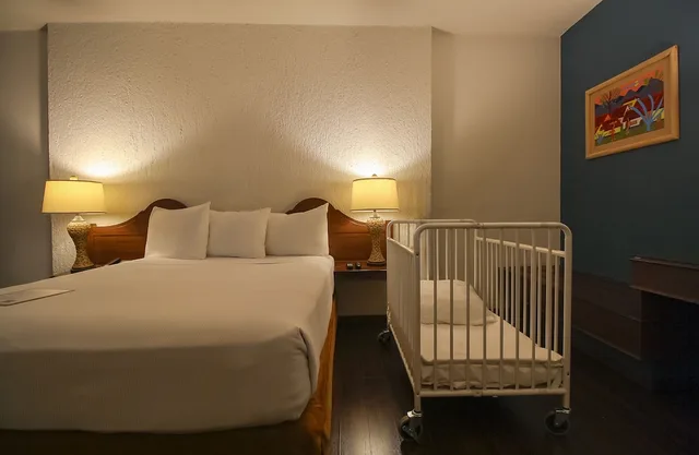 غرفة قياسية بسرير كوين، Hotel Casino Morelia 4/10