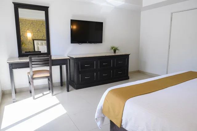 جناح تنفيذي، Hotel Santorian 3/4