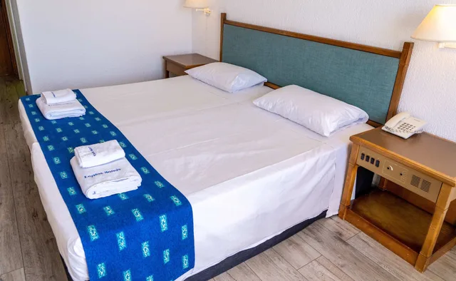 Twin Room, Paphos Gardens Holiday Resort 4/7