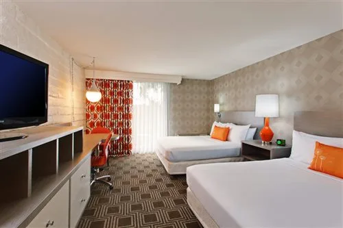 غرفة ديلوكس بسرير مزدوج أو سريرين منفصلين، The Garland Hotel 1/1