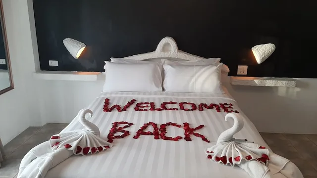 غرفة بسرير كوين بإطلالة على البحر بشرفة، Harrys Steakhouse & Beach Hotel 2/3