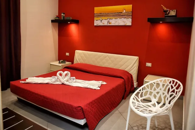 جناح سوبيريور بسرير كوين وسرير فردي بشرفة بإطلالة جزئية على البحر مع أريكة، Palazzo Dei Corsari- Apartment 1/4
