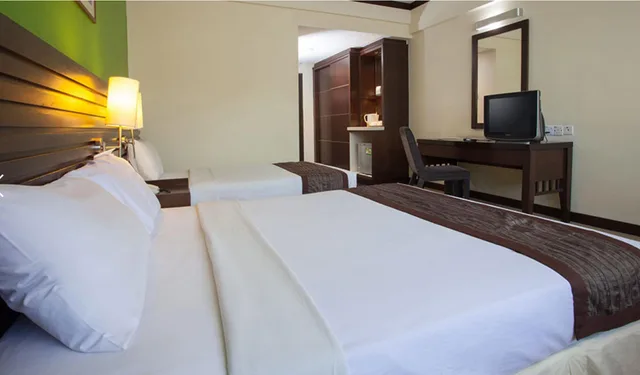 غرفة عائلية بسرير كوين وسرير فردي، Hotel Seri Malaysia Kangar 2/4