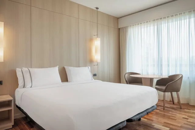 غرفة قياسية بسرير كينج، Ac Hotel Malaga Palacio By Marriott 6/10