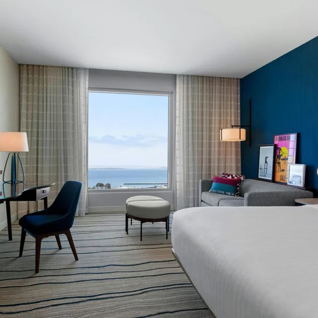 Room, King Bed, Bay View, Sofa, Accessible, Gaylord Pacific Resort & Convention Center 7/9