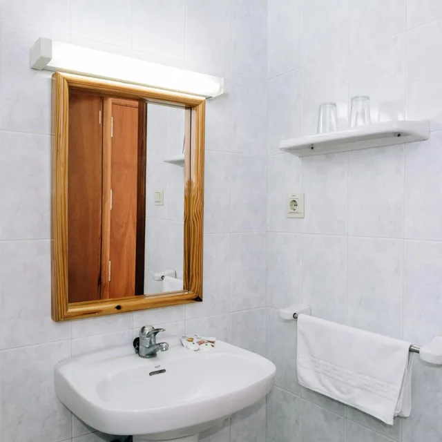 غرفة اقتصادية ثلاثية، Hotel Teremar 10/10