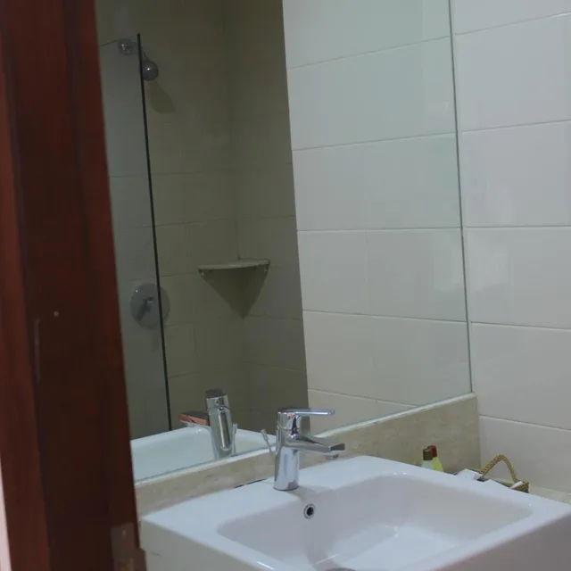 غرفة سوبيريور بسرير مزدوج أو سريرين منفصلين، Lombok Plaza Hotel Convention 6/8
