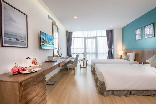 Executive, Suite, King Bed, Sea or City View، Royal Lotus Hotel Danang 5/10