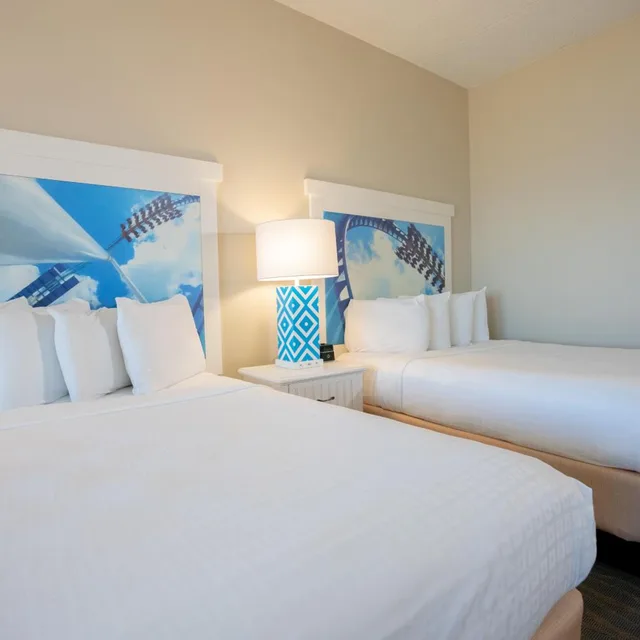 غرفة سوبيريور بسرير كوين، Cedar Point Apos S Hotel Breakers 8/10