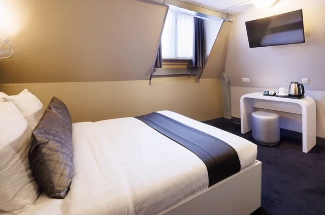 غرفة بسرير مزدوج، Hotel CC 4/5