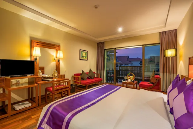 غرفة ديلوكس بسريرين منفصلين بإطلالة على المسبح، Angkor Miracle Resort and Spa 6/10