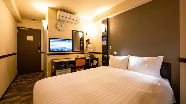 غرفة بسرير مزدوج للمدخنين، Toyoko Inn Chubu International Airport No.2 3/9