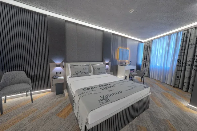 Executive, King Bed, Terrace, Tryp By Wyndham Istanbul Sancaktepe 9/10