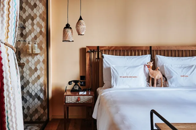 Medium, King Bed، 25hours Hotel Dubai One Central 2/7