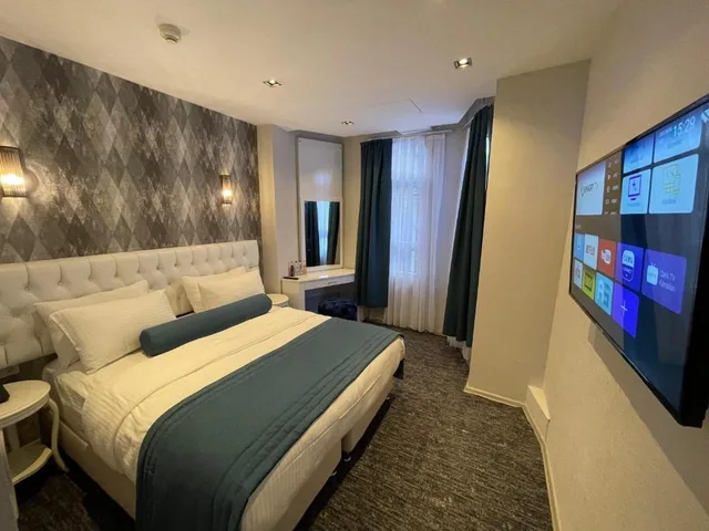 غرفة سوبيريور ثلاثية بإطلالة على البحر، Weingart Seaside Hotel 1/1