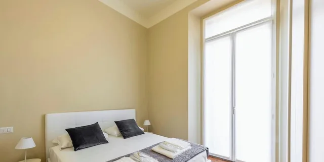 Suite, 3 Queen Beds, Sofa, Del Tower، Milan Royal Suites Magenta Luxury Apartments 2/6