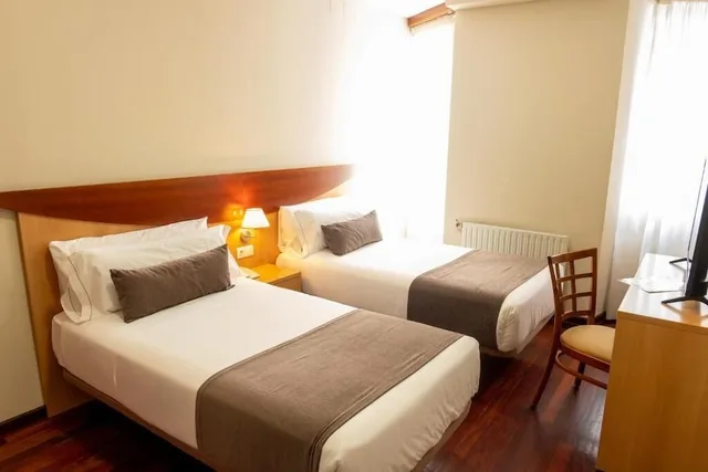 غرفة قياسية بسريرين منفصلين، Real Ferrol Hotel 1/10