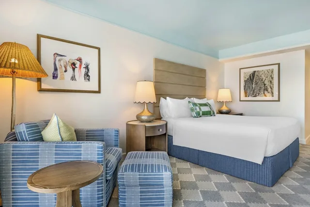 غرفة بريميير بسرير كينج بإطلالة على المسبح والبحر، Omni Amelia Island Plantation Resort 3/10