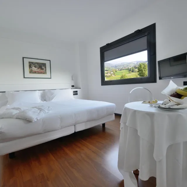 Junior Suite, Hill View، Mamiani Hotel 1/9