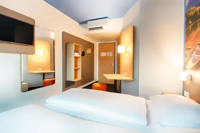 غرفة بسريرين منفصلين، B&B Hotel Kempten 2/9