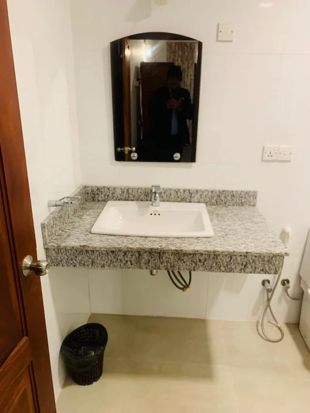 1 Bedroom, Standard, Triple, 1 King and 1 Single Beds, Courtyard View, Courtyard Area، Tea Bush Hotel 6/8