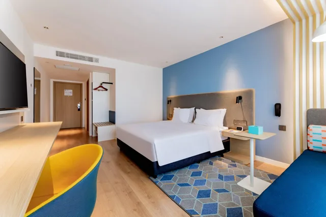غرفة بسرير كينج، Holiday Inn Express Hohhot East Station 2/5
