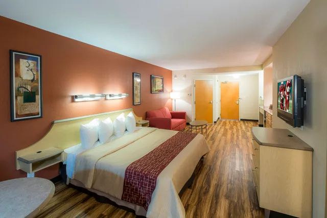 جناح بسرير كينج للمدخنين، Red Roof Inn & Suites Philadelphia - Bellmawr 3/10
