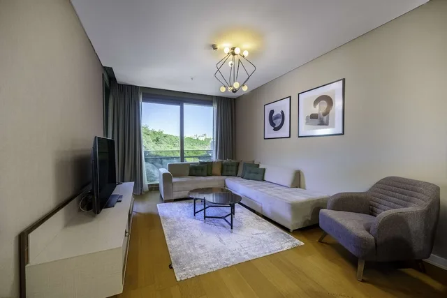 4 Bedrooms, Premium, Family, King Bed, Radisson Residences Vadistanbul 8/10