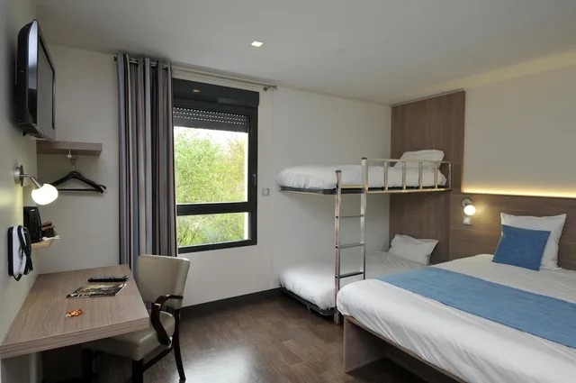 Family, Multiple Beds، Sure Hotel By Best Western Reims Nord 1/8