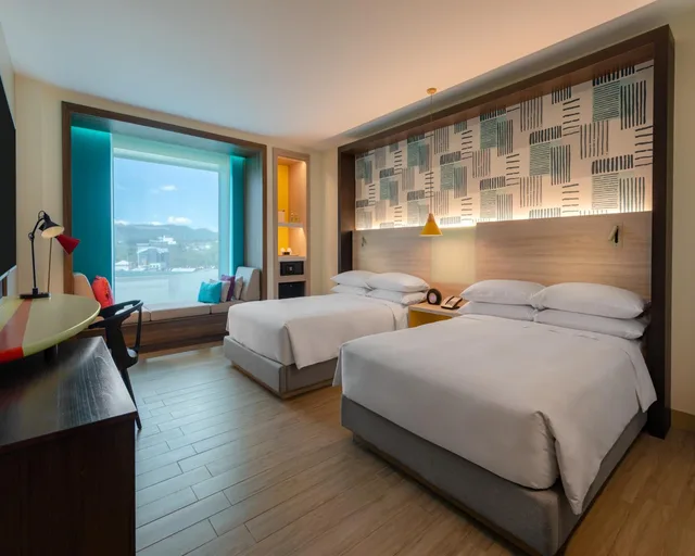 غرفة بسريرين مزدوجين بإطلالة، Hyatt Centric San Salvador 1/3