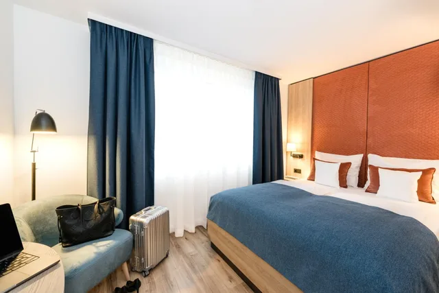 Room, Queen Bed, Forest View، Best Western Premier Seehotel Krautkraemer 2/3
