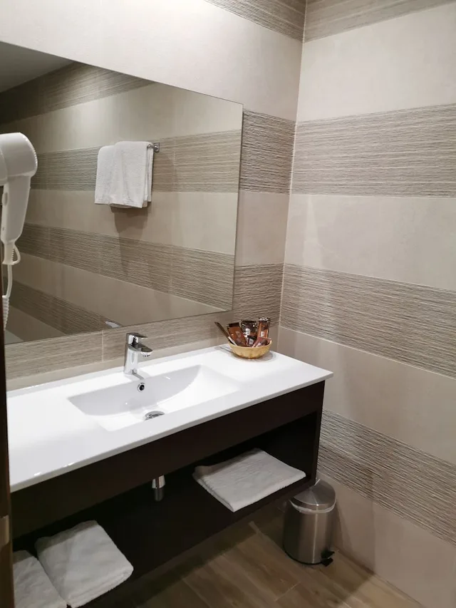 غرفة كومفورت مفردة بشرفة، Hotel Petit Palau Adults Only 7/8