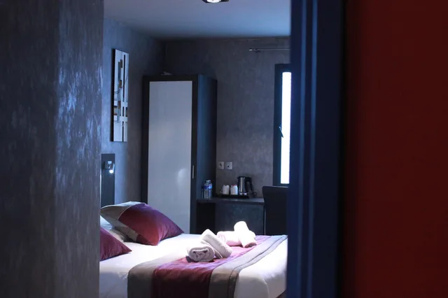 غرفة متصلة عائلية بسرير كوين وسريرين منفصلين، Best Western Hotel La Mare O Poissons 6/8