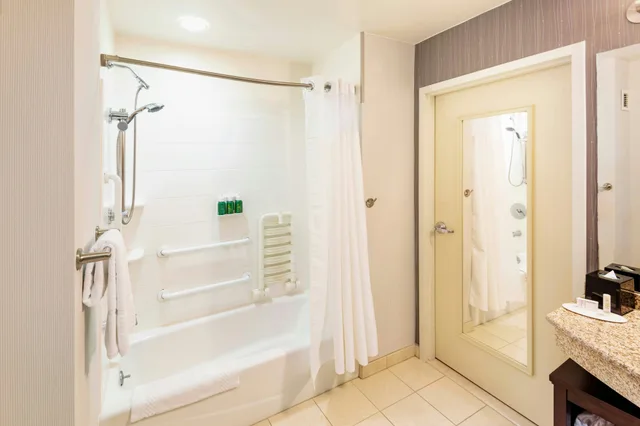 غرفة بسريرين كوين، Courtyard By Marriott Santa Ana Orange County 5/6