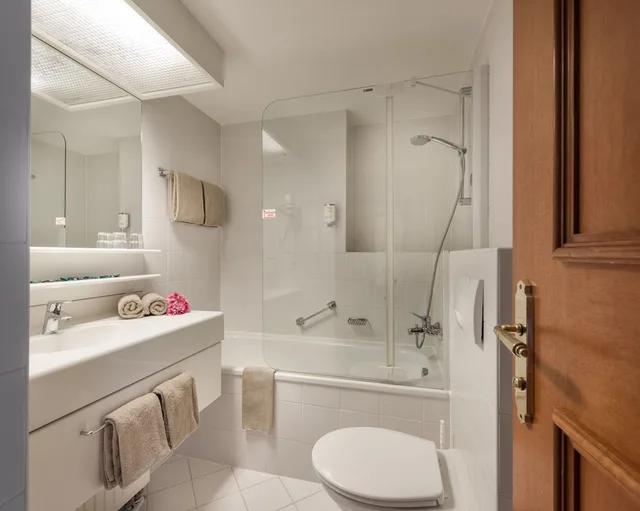 1 Bedroom, Panoramic, Apartment, 2 Murphy Beds, Kitchen، Mondi Holiday Bellevue 5/7