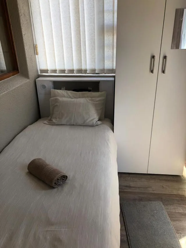 شقة بغرفتي نوم، Amies Self-Catering Apartments 1/3