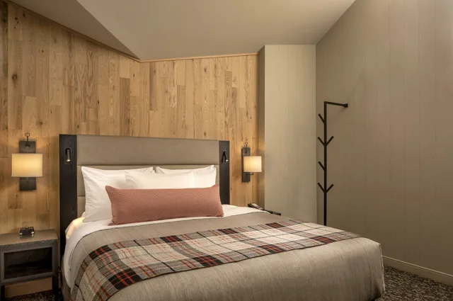 Loft, Suite، Peaks Hotel & Suites 1/7