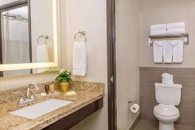 استوديو بسرير كوين، Ayres Suites Yorba Linda Anaheim Hills 2/3