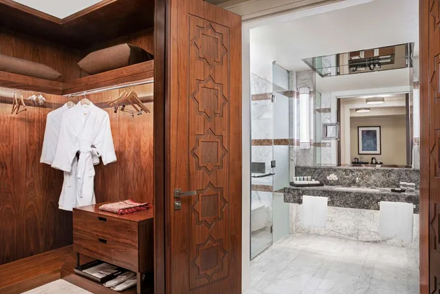 Premier, Suite, Partial Kaaba View, Lounge Access، فندق كونراد مكة(Conrad Jabal Omar Makkah) 6/6