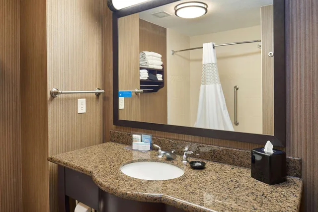 استوديو بسريرين كينج مع أريكة، Hampton Inn and Suites Longview North 2/3